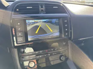2018 Jaguar F-PACE 25t Premium