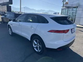 2018 Jaguar F-PACE 25t Premium