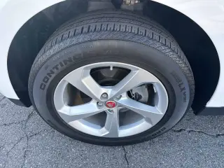 2018 Jaguar F-PACE 25t Premium