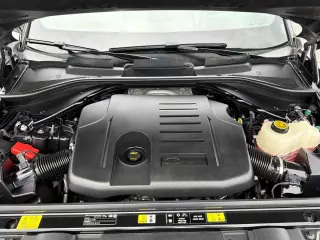 2025 Land Rover Range Rover Sport SE