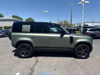 2022 Land Rover Defender S