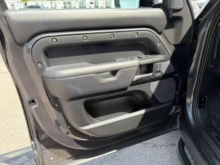 2023 Land Rover Defender