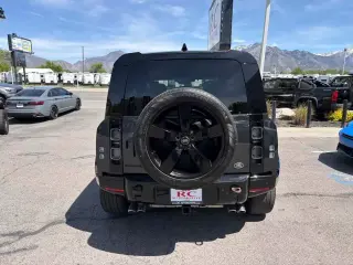 2023 Land Rover Defender