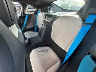2015 BMW i8