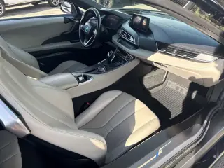 2015 BMW i8