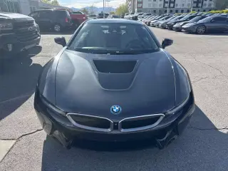 2015 BMW i8