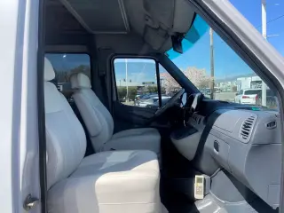 2004 Dodge Sprinter Van