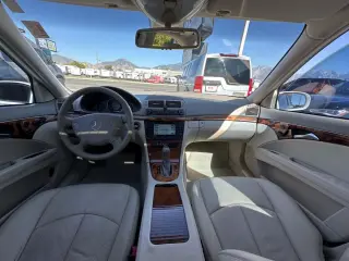 2005 Mercedes-Benz E320