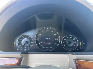 2005 Mercedes-Benz E320