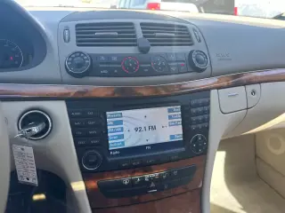 2005 Mercedes-Benz E320
