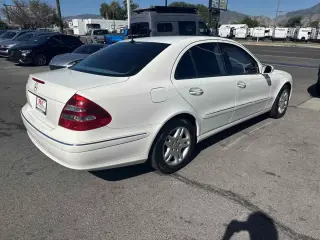 2005 Mercedes-Benz E320