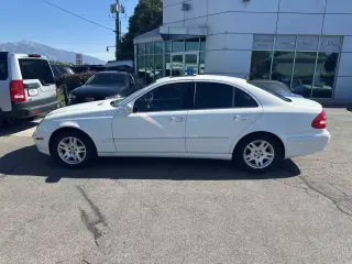 2005 Mercedes-Benz E320