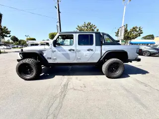 2020 Jeep Gladiator