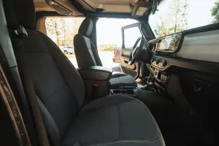 2024 Jeep Gladiator