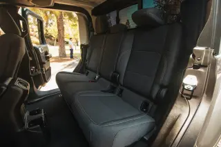 2024 Jeep Gladiator