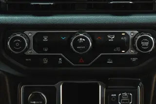 2024 Jeep Gladiator