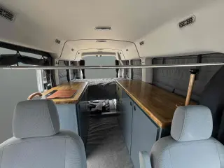 2017 Ford Transit Wagon XLT