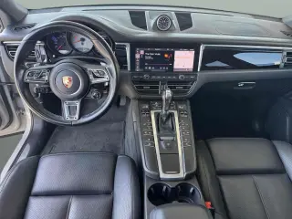 2020 Porsche Macan S