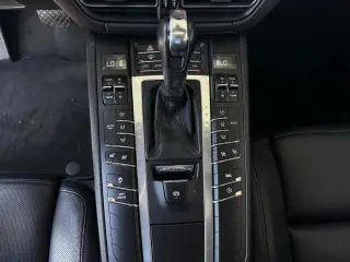 2020 Porsche Macan S