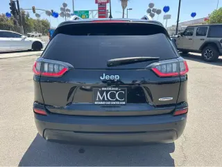 2020 Jeep Cherokee