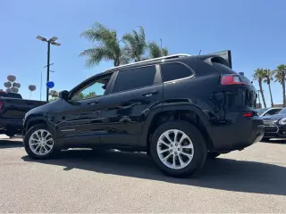 2020 Jeep Cherokee