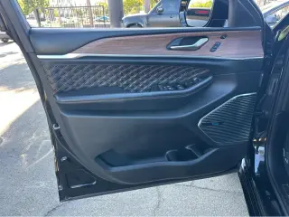 2022 Jeep Grand Cherokee 4xe Summit