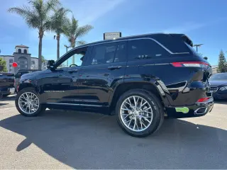 2022 Jeep Grand Cherokee 4xe Summit