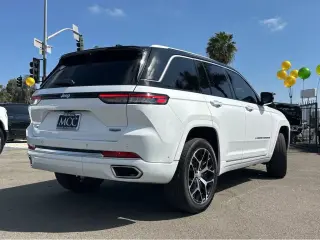 2022 Jeep Grand Cherokee 4xe Summit Reserve