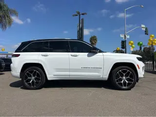 2022 Jeep Grand Cherokee 4xe Summit Reserve