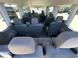 2024 Ford Transit Passenger Wagon XLT