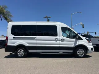 2024 Ford Transit Passenger Wagon XLT