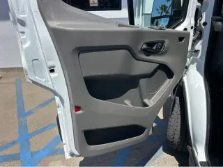 2023 Ford Transit Passenger Wagon XLT