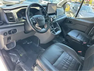 2023 Ford Transit Passenger Wagon XLT