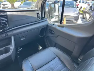 2023 Ford Transit Passenger Wagon XLT