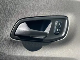 2023 Ford Transit Passenger Wagon XLT