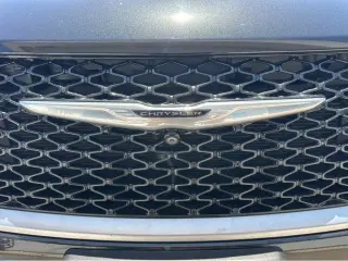 2023 Chrysler Pacifica Hybrid Pinnacle
