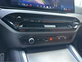 2025 BMW 2 Series 230i