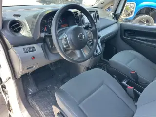 2015 Nissan NV200