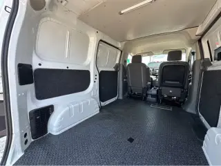 2015 Nissan NV200