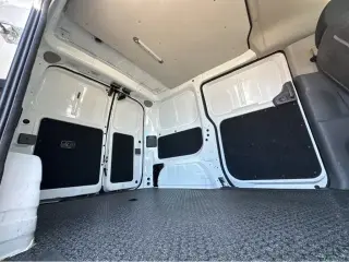 2015 Nissan NV200