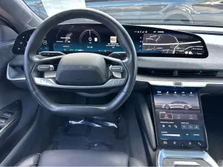 2024 Lucid Air Touring