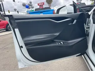 2018 Tesla Model S 75D