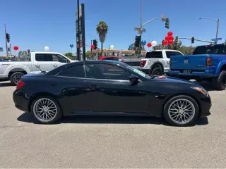 2014 INFINITI Q60 Convertible