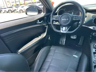 2022 Kia Stinger GT2