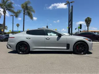 2022 Kia Stinger GT2