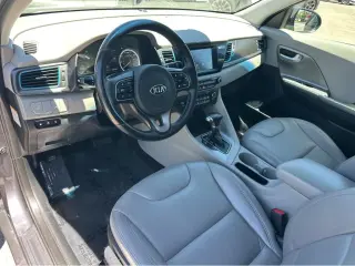 2018 Kia Niro Plug-In Hybrid LX