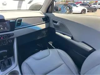 2018 Kia Niro Plug-In Hybrid LX