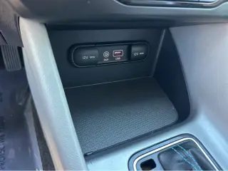 2018 Kia Niro Plug-In Hybrid LX