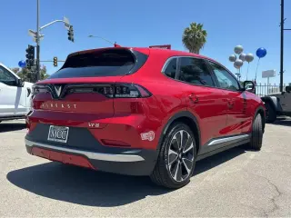2023 VinFast VF 8 Plus