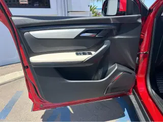 2023 VinFast VF 8 Plus